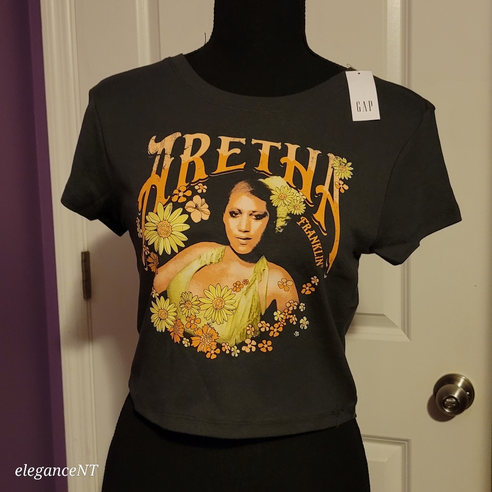 Gap Cropped Graphic Aretha Franklin Gray T-Shirt Sz: M NWT - Picture 4 of 7